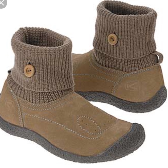 keen sweater boots